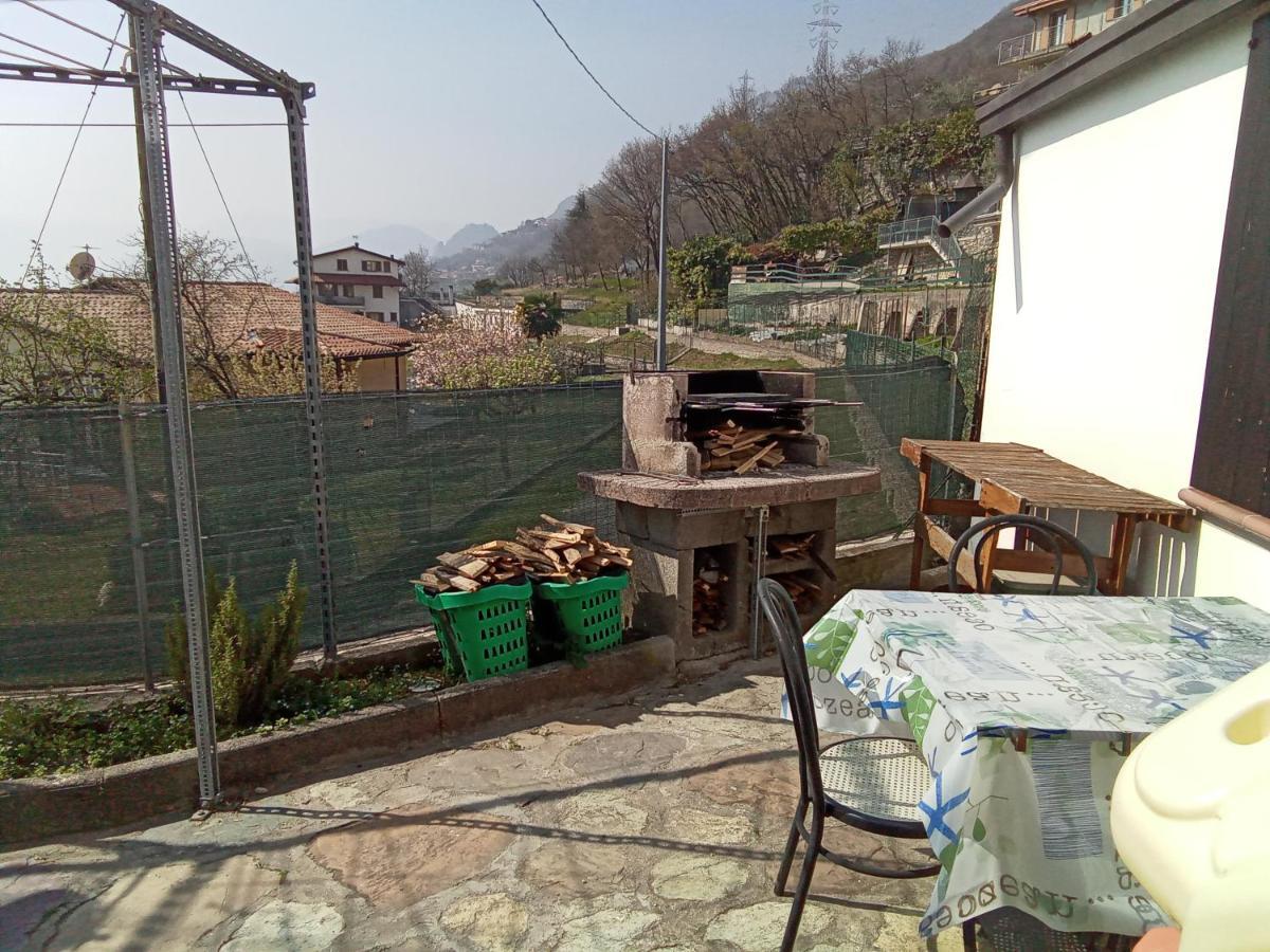 Ca Negra Ca Negra Suite Costa Volpino Exterior photo